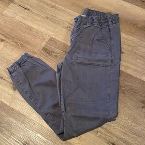 American Eagle Jogger Pants